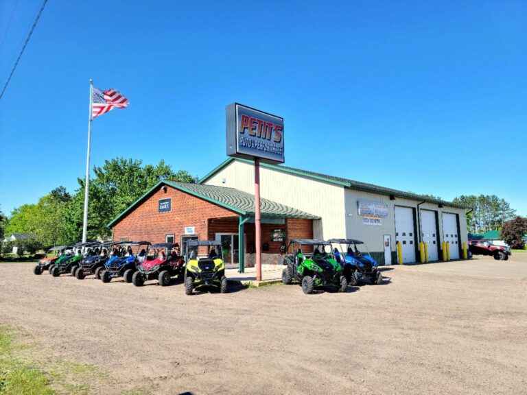 Service Petit's Auto & Performance ATV UTV Snowmobile Rentals